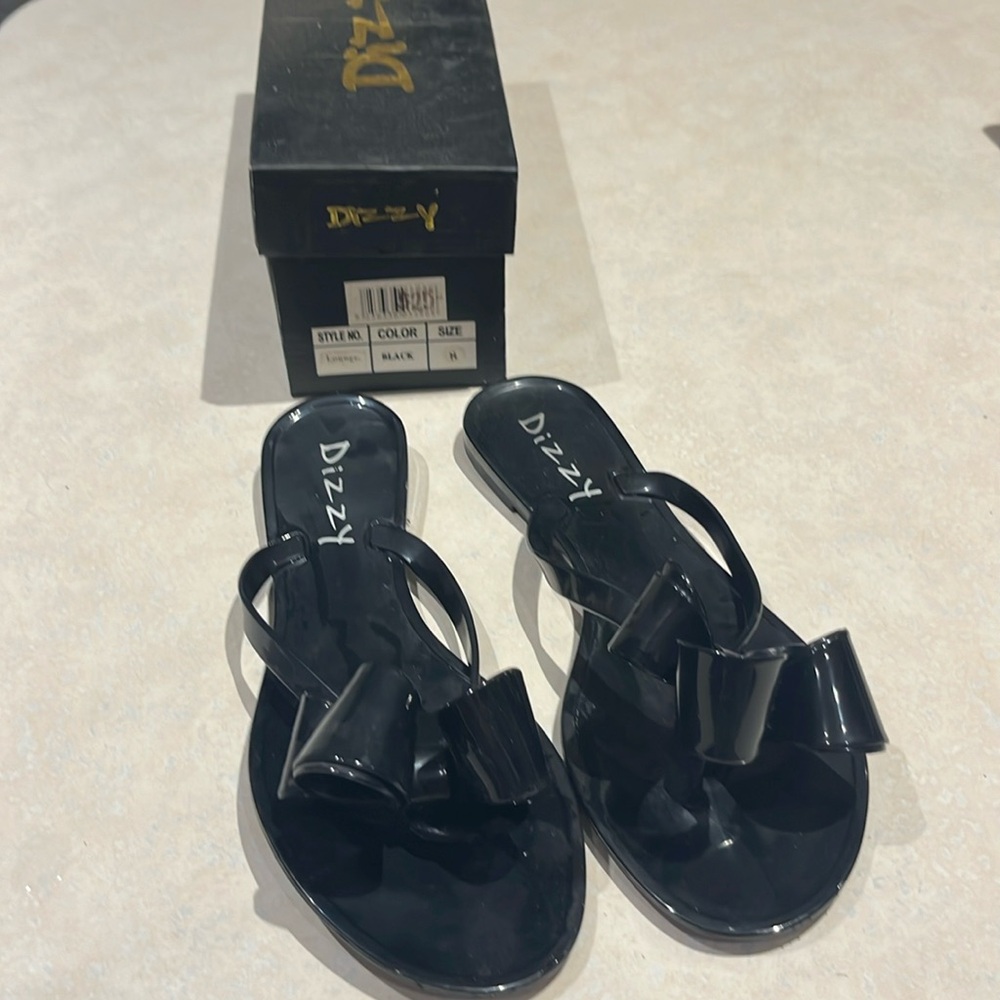 Dizzy Lounge sandals